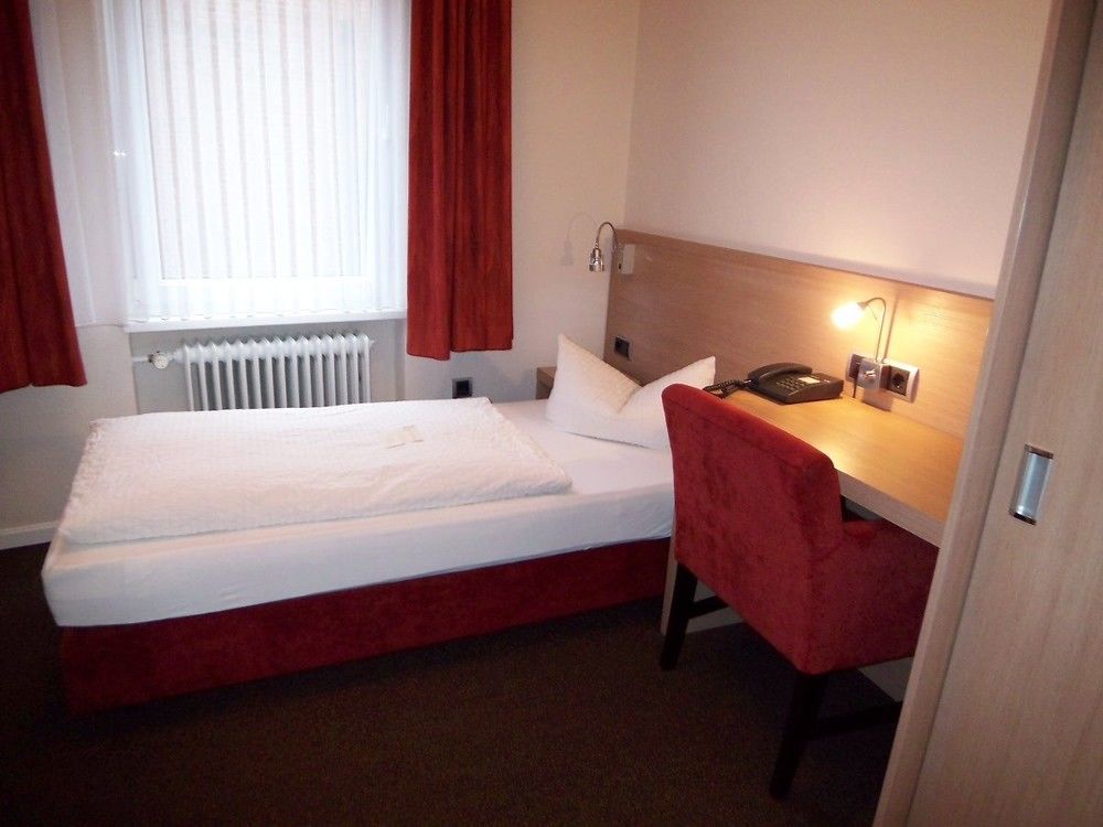 Hotel Sprenz โอลเดนบวร์ก ภายนอก รูปภาพ