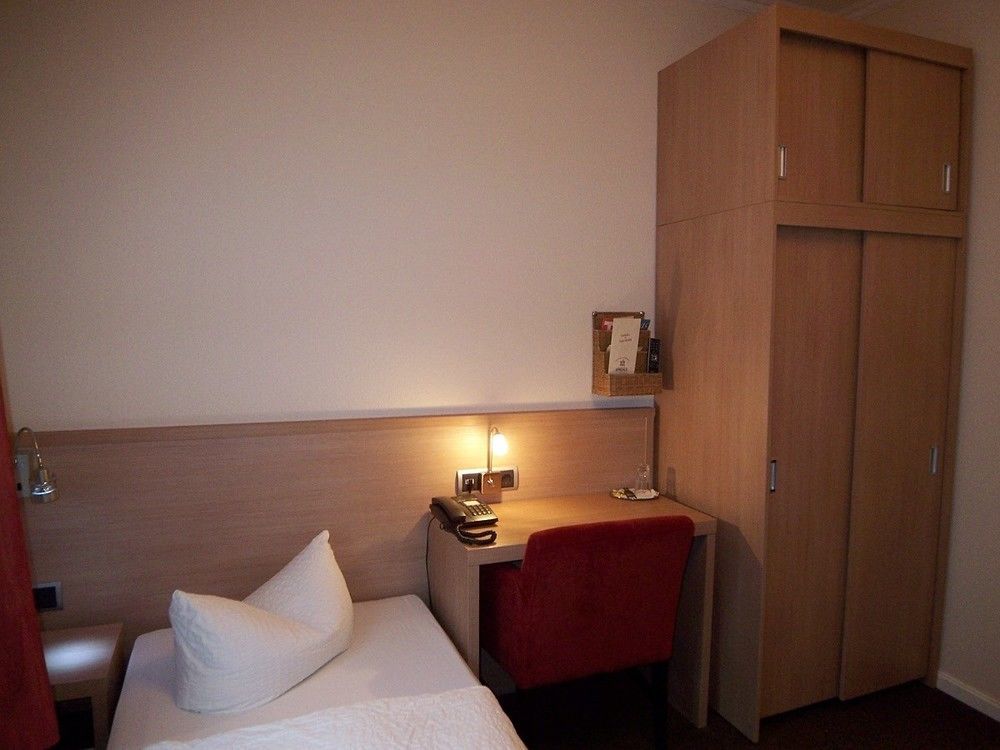 Hotel Sprenz โอลเดนบวร์ก ภายนอก รูปภาพ