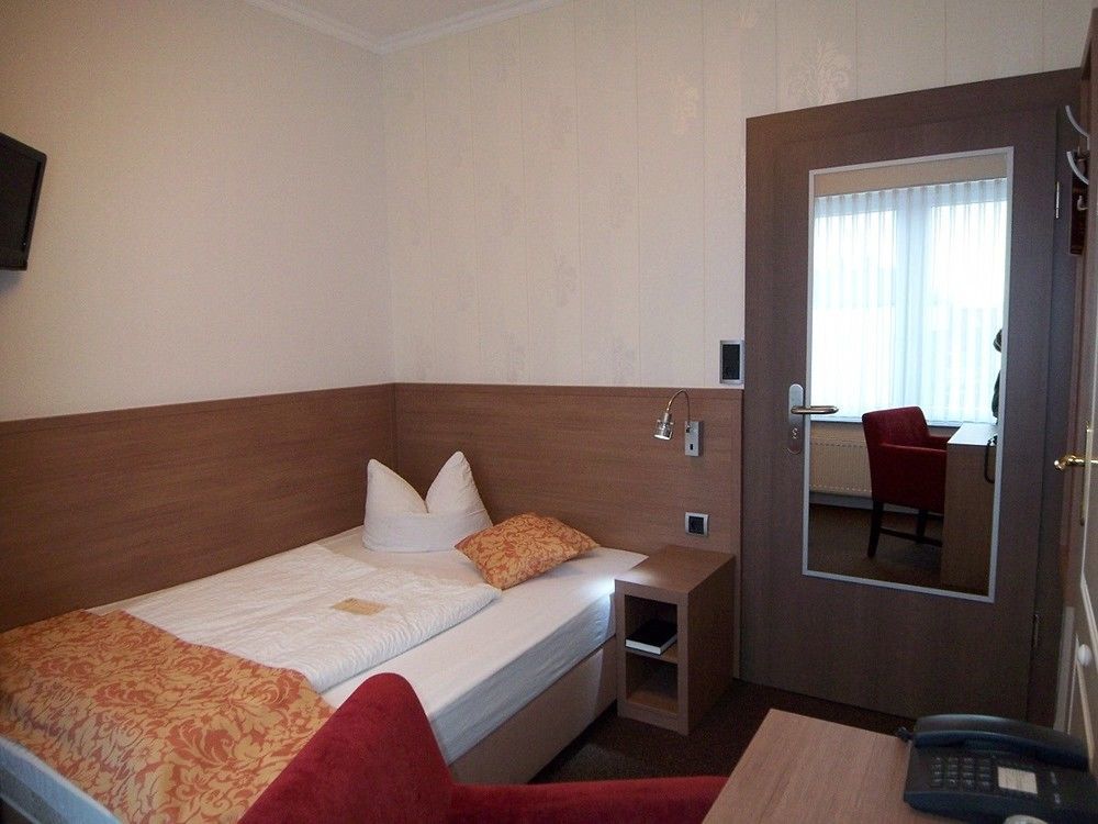 Hotel Sprenz โอลเดนบวร์ก ภายนอก รูปภาพ