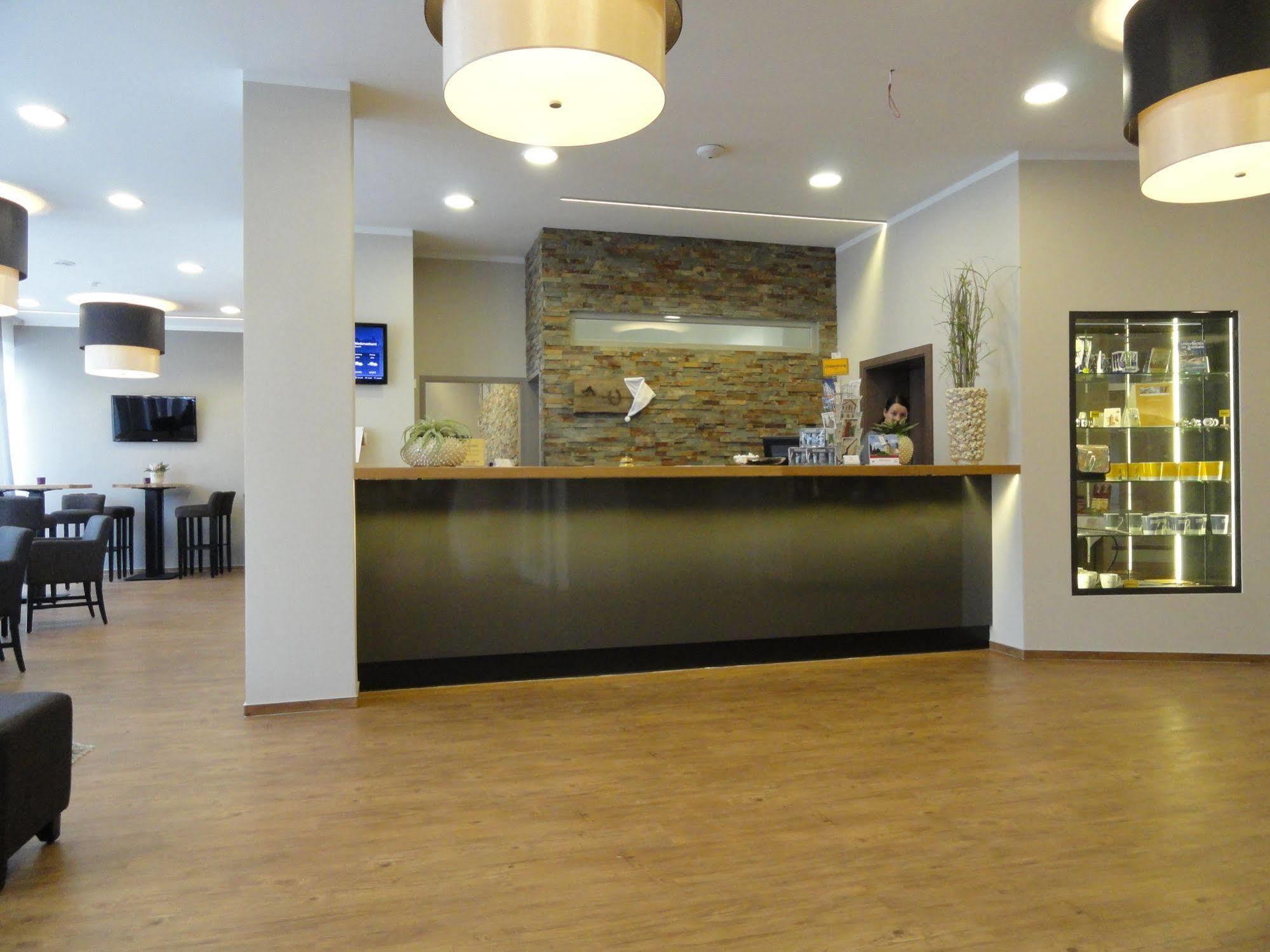 Hotel Sprenz โอลเดนบวร์ก ภายนอก รูปภาพ